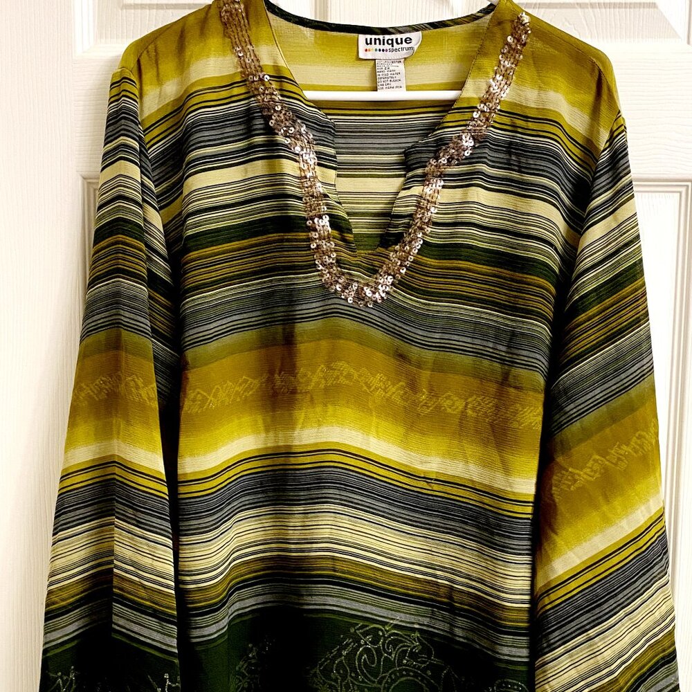 UNIQUE Whimsical Green Tunic